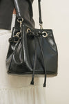 General Idea WOMAN Crack Faux Leather Bucket Bag [BLACK]