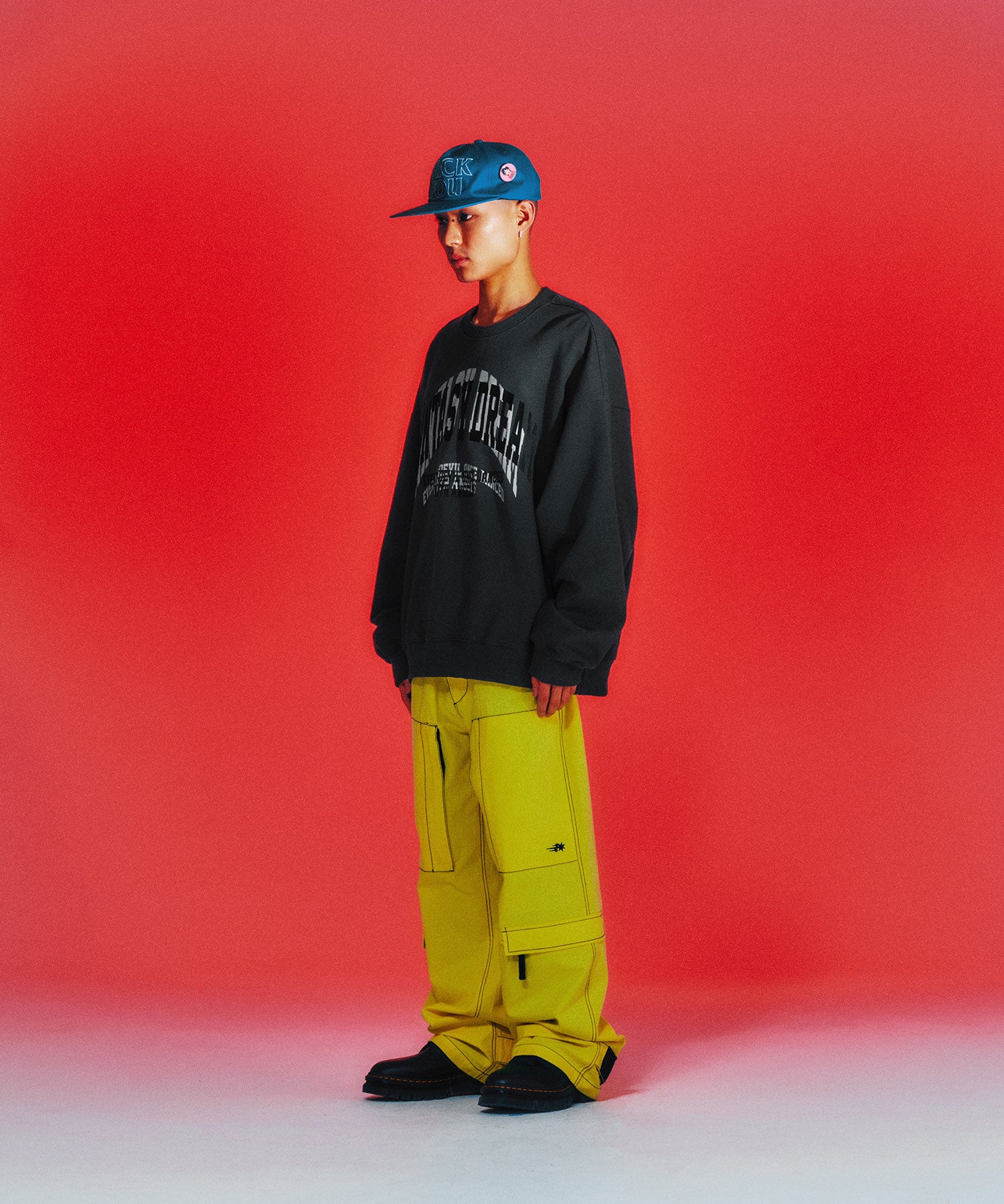 Nice Ghost Club Fantasy Dream Applique Sweatshirt