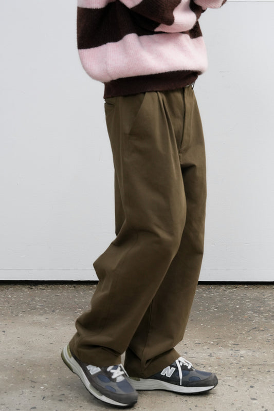 General Idea MAN Wide Double Pleat Chino Pants