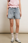 General Idea WOMAN One-Tuck Wide Denim Shorts