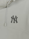 MLB Women's Gorpcore Slim Fit Windbreaker