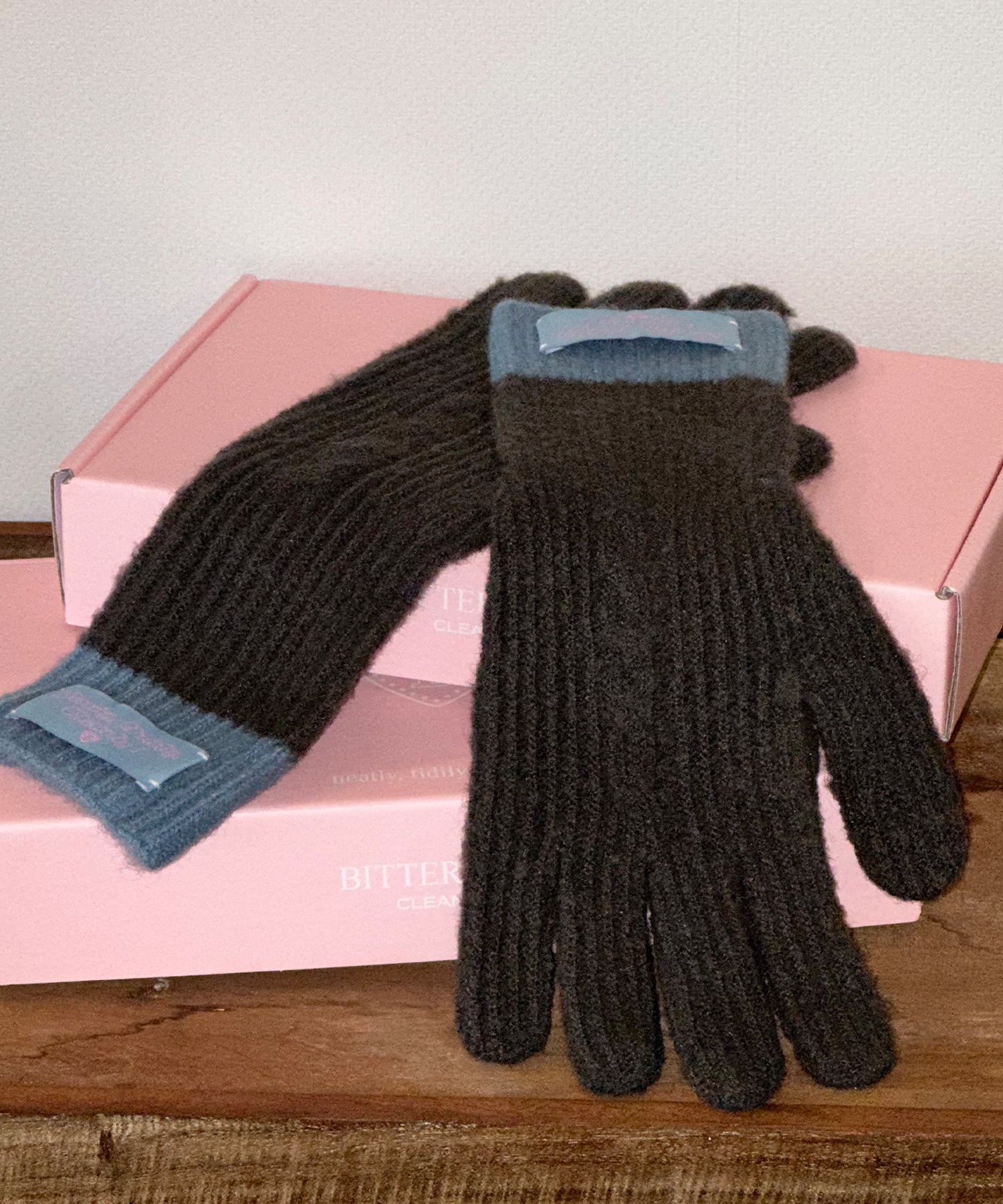 Bitter Cells C.G Gloves - 5 Colors