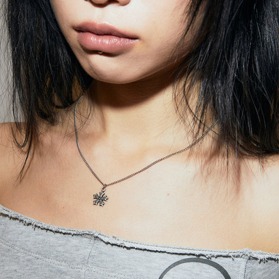 Mahagrid Cross Star Necklace [Silver]