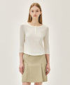 Marithé François Girbaud W SMALL CLASSIC LOGO HENLEY NECK 3/4 SLEEVE TEE ivory