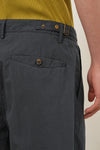 General Idea MAN CN Single Pleat Chino Pants