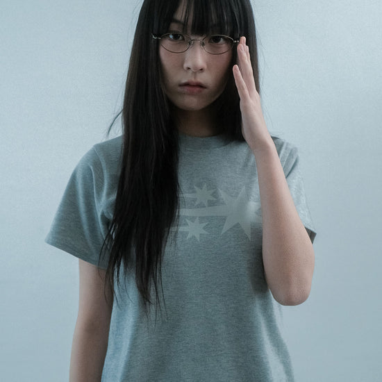 Nice Ghost Club 3 Stars Symbol Crop Slim Tee