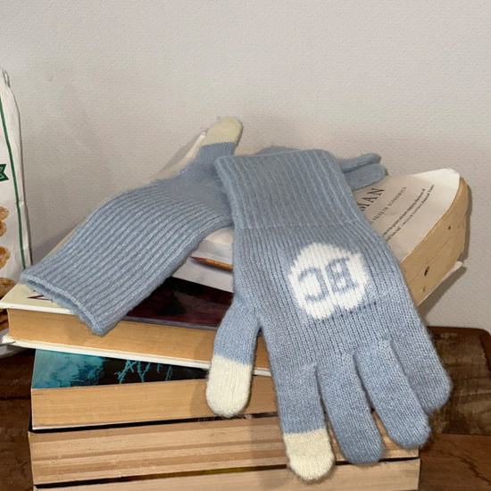 Bitter Cells Cozy Heart Gloves-3 Colors