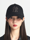 MLB Diamond Stamp Structured Ball Cap