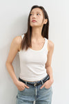 General Idea WOMAN Solid U-Neck Sleeveless