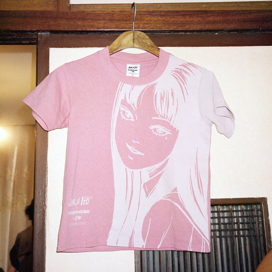 Nice Ghost Club Junji Ito Maniac Tomie Silhouette Mini Tee [Pink]