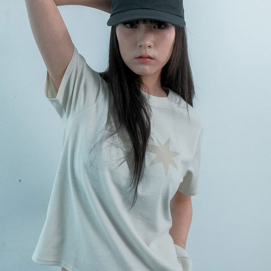 Nice Ghost Club 3 Stars Symbol Crop Slim Tee