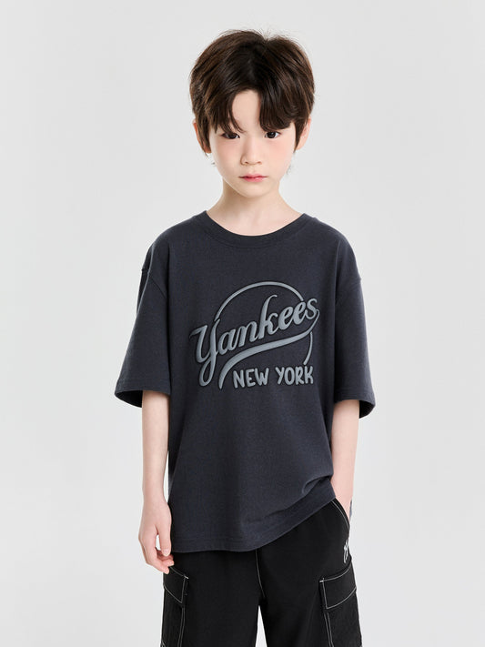 MLB Vintage Street Artwork T-shirt