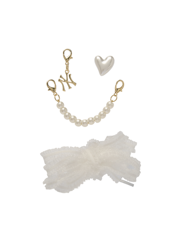 MLB TEAM LOGO HEART PEARL SHOELACE SET