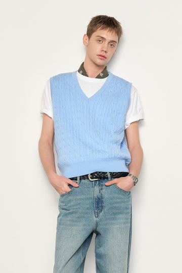 General Idea MAN Essential V-Neck Cable Knit Vest