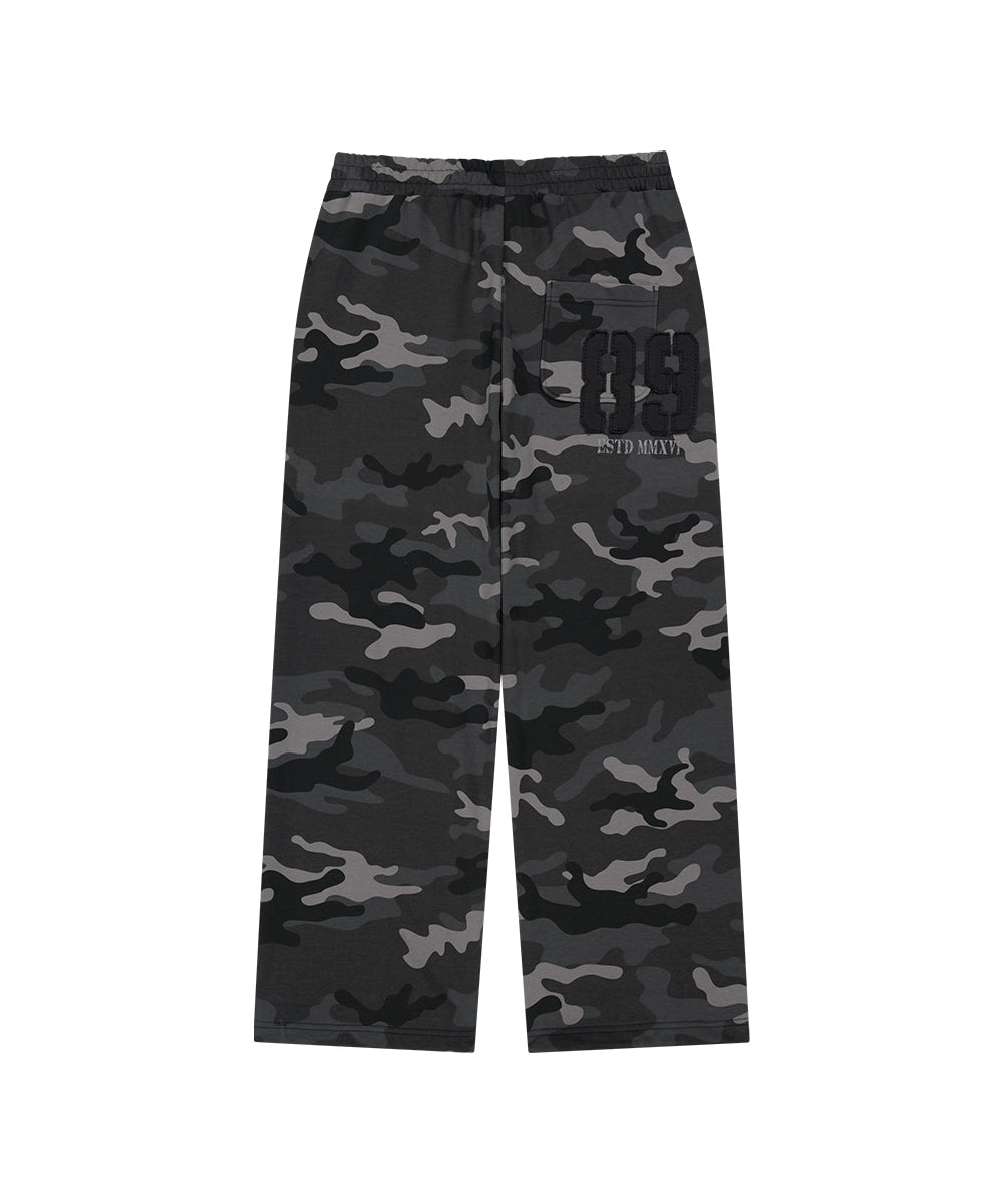 Mahagrid Camo Applique Sweatpant
