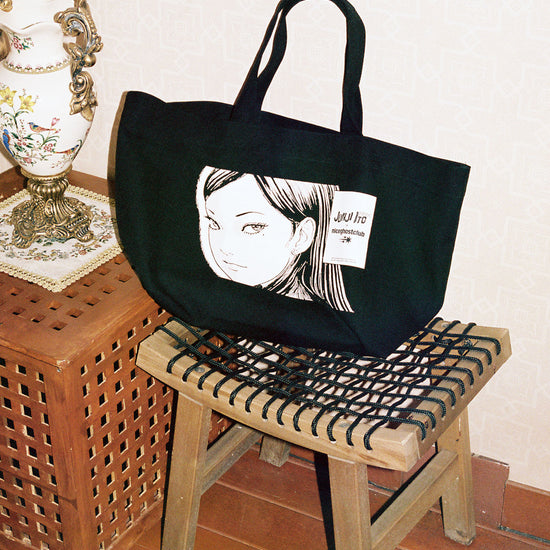 Nice Ghost Club Junji Ito Maniac Tomie Logo Big Tote Bag [Black]