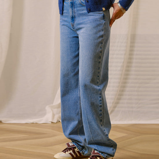 Bitter Cells C.G MID RISE Denim - Light Blue