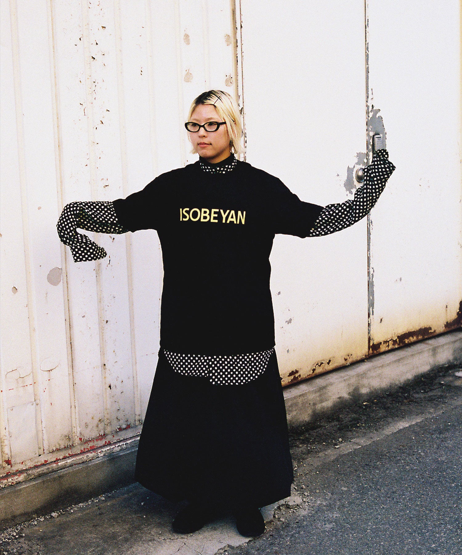 Nice Ghost Club dededede isobeyan tee [black]
