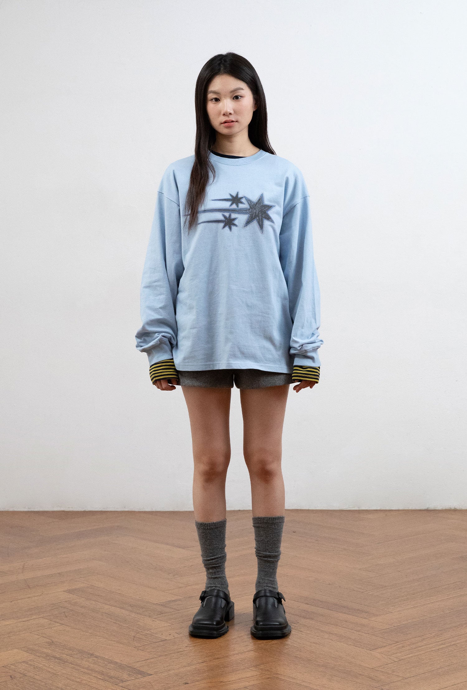 Nice Ghost Club Drawing 3 Star Long Sleeve Tee
