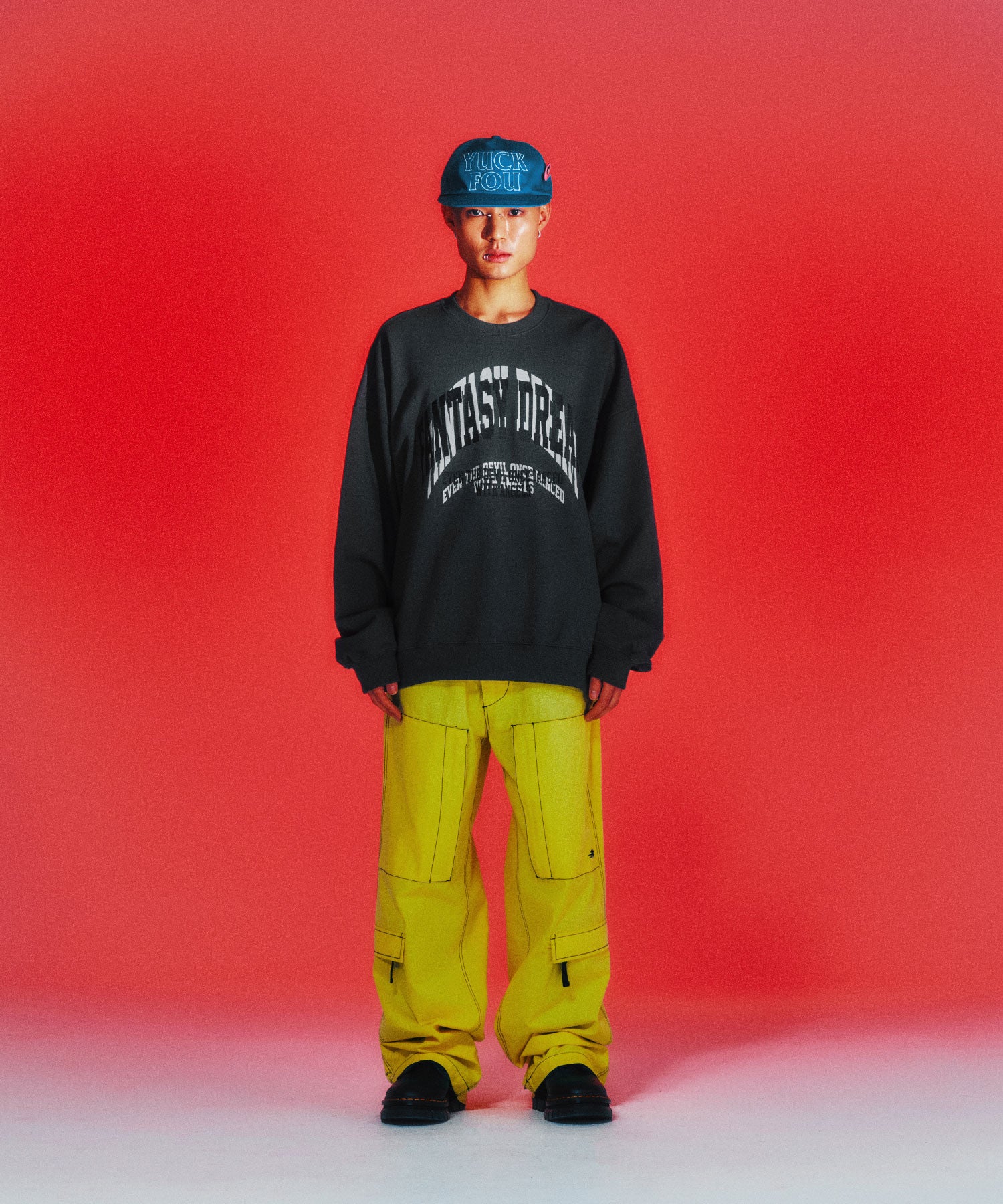 Nice Ghost Club Fantasy Dream Applique Sweatshirt