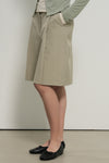 General Idea WOMAN Pleated Bermuda Slacks