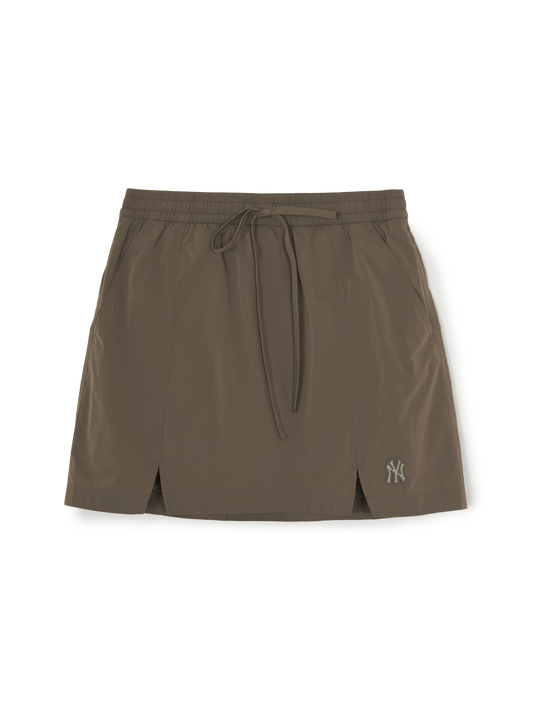 MLB Women's Gorpcore Glossy Shirring Mini Skirt