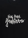 MLB Sportive Mesh Graphic T-shirt