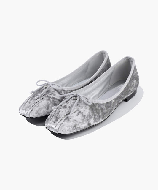 Marithé François Girbaud Women's Ballet Ribbon Velvet Flat Shoes Light Gray