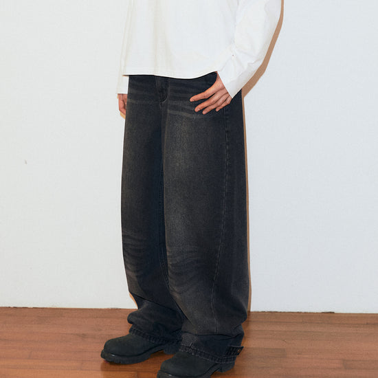 Mahagrid Solar Embroidered Denim Pant [Black]