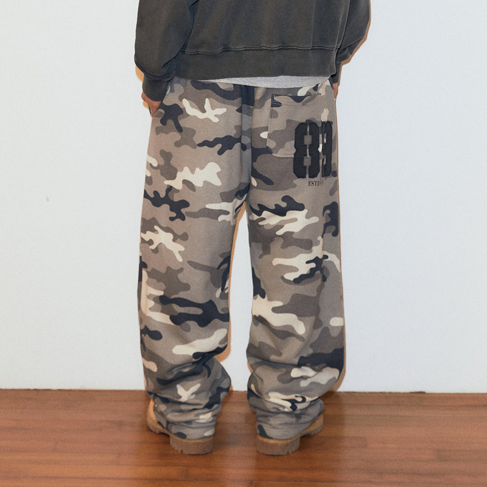 Mahagrid Camo Applique Sweatpant