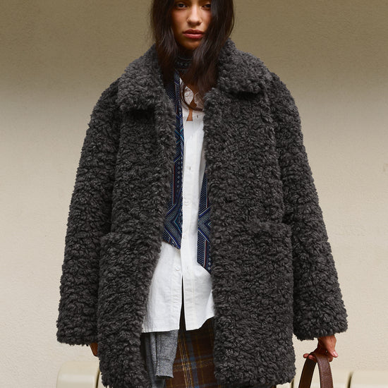 Bitter Cells Curly Collar Fur Jacket