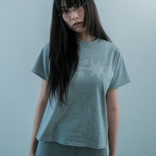 Nice Ghost Club 3 Stars Symbol Crop Slim Tee