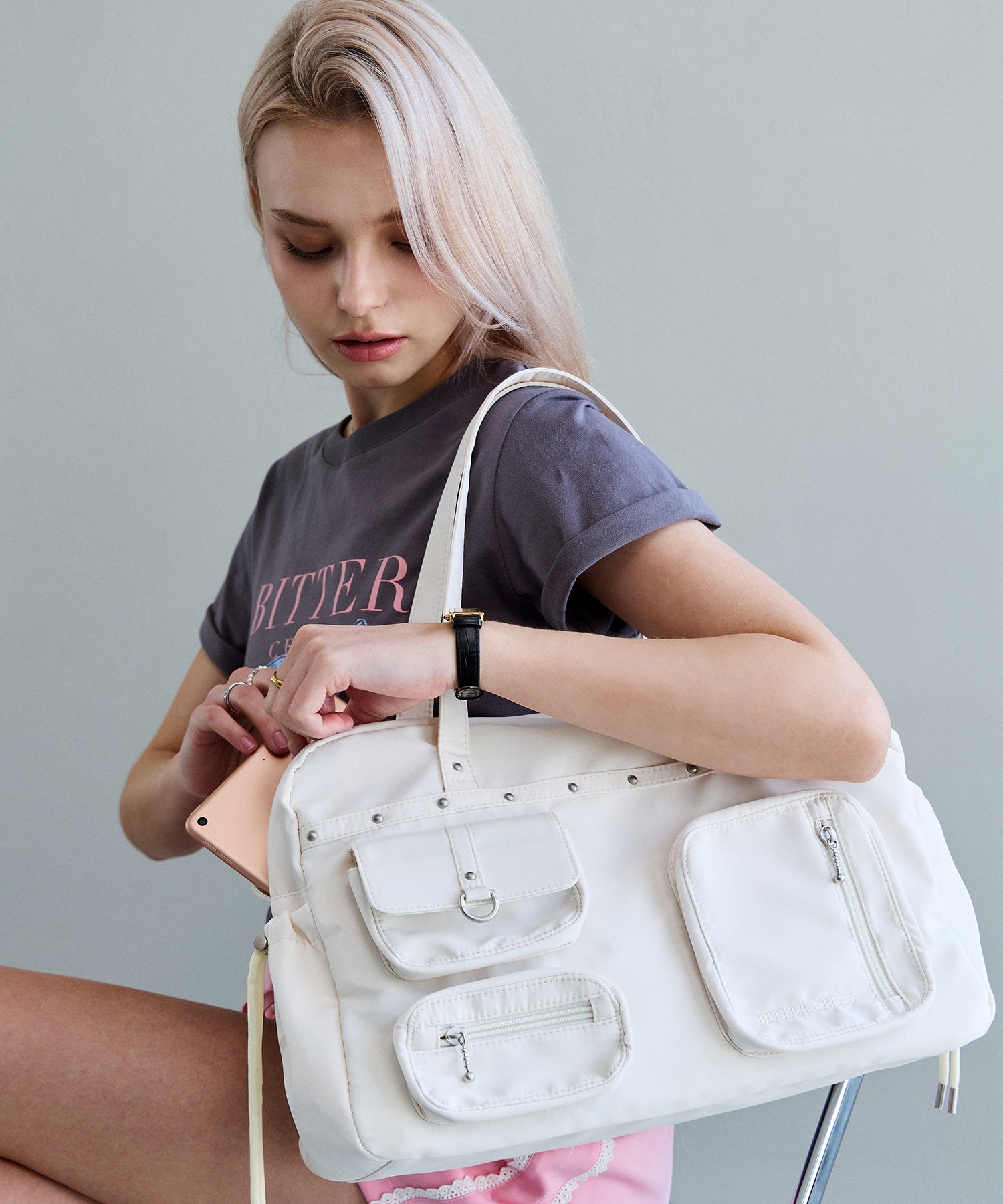 Bitter Cells Carry Cargo Bag - Cream