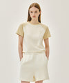 Marithé François Girbaud W SMALL REGULAR LOGO RAGLAN CROP TEE butter
