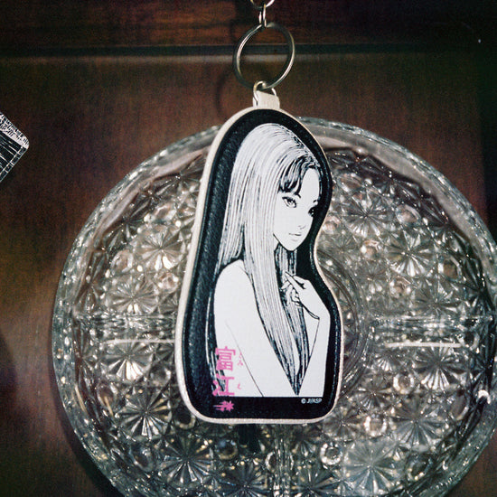 Nice Ghost Club Junji Ito Maniac Tomie Wallet Pouch [Black]