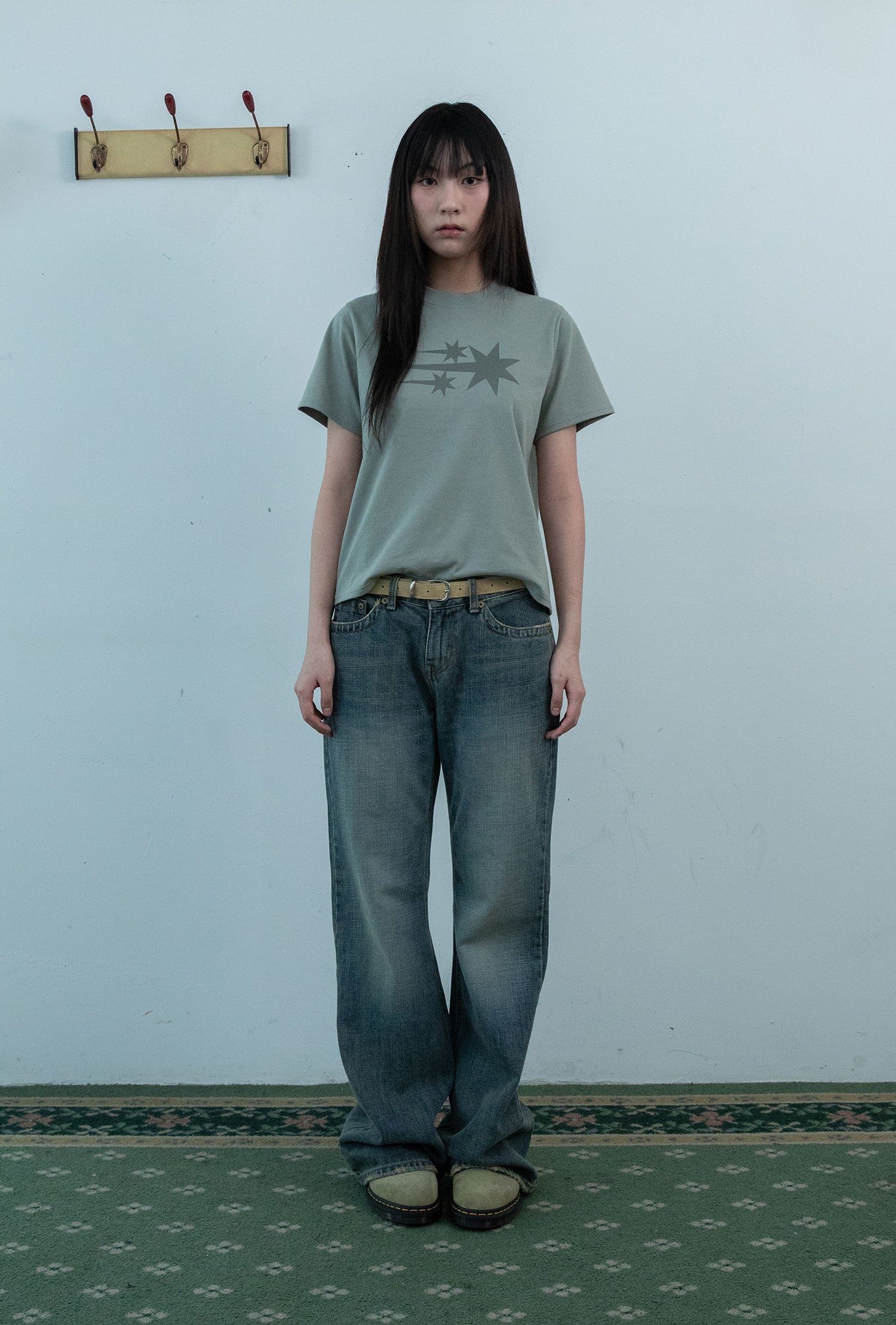 Nice Ghost Club 3 Stars Symbol Crop Slim Tee