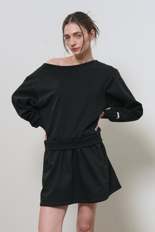 General Idea WOMAN Boat Neck Sweatshirt Dress