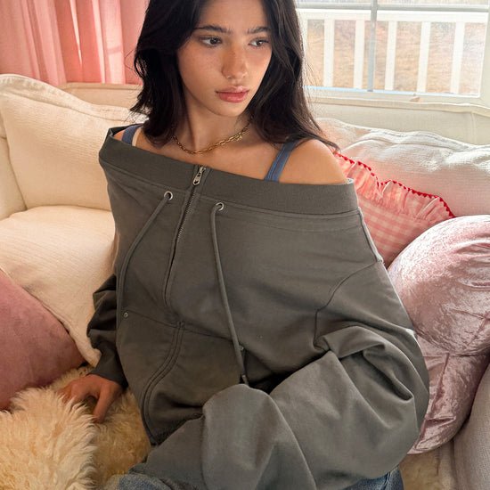 Bitter Cells Vera Off Shoulder Zip Up
