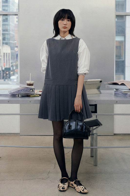 General Idea WOMAN Pleated Skirt Mini Dress