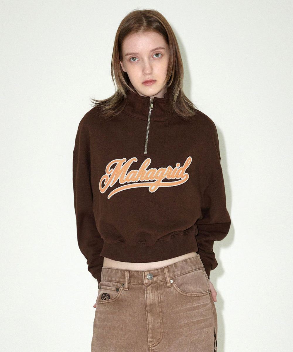 Mahagrid Script Logo Crop Half Zip Up [Brown]