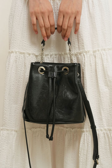 General Idea WOMAN Crack Faux Leather Bucket Bag [BLACK]