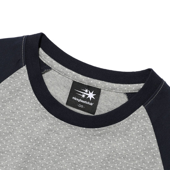 Nice Ghost Club 3 Star Dot Raglan Crop Tee