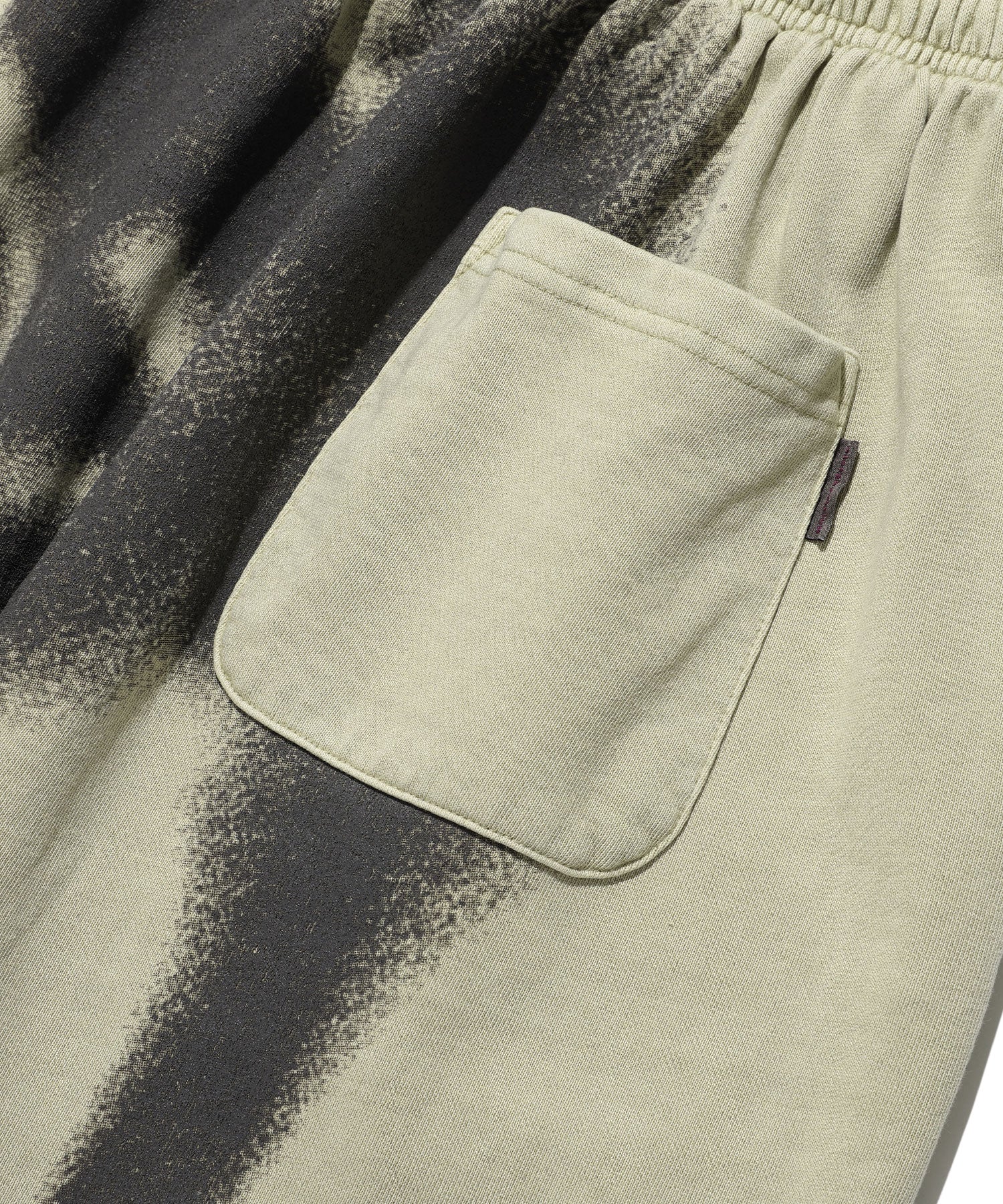 Nice Ghost Club Skull Graffiti Pigment Sweatpants [Beige]