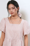 General Idea WOMAN Wrinkle Volume Scrunchie