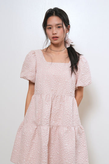 General Idea WOMAN Wrinkle Volume Puff One-Piece Dress