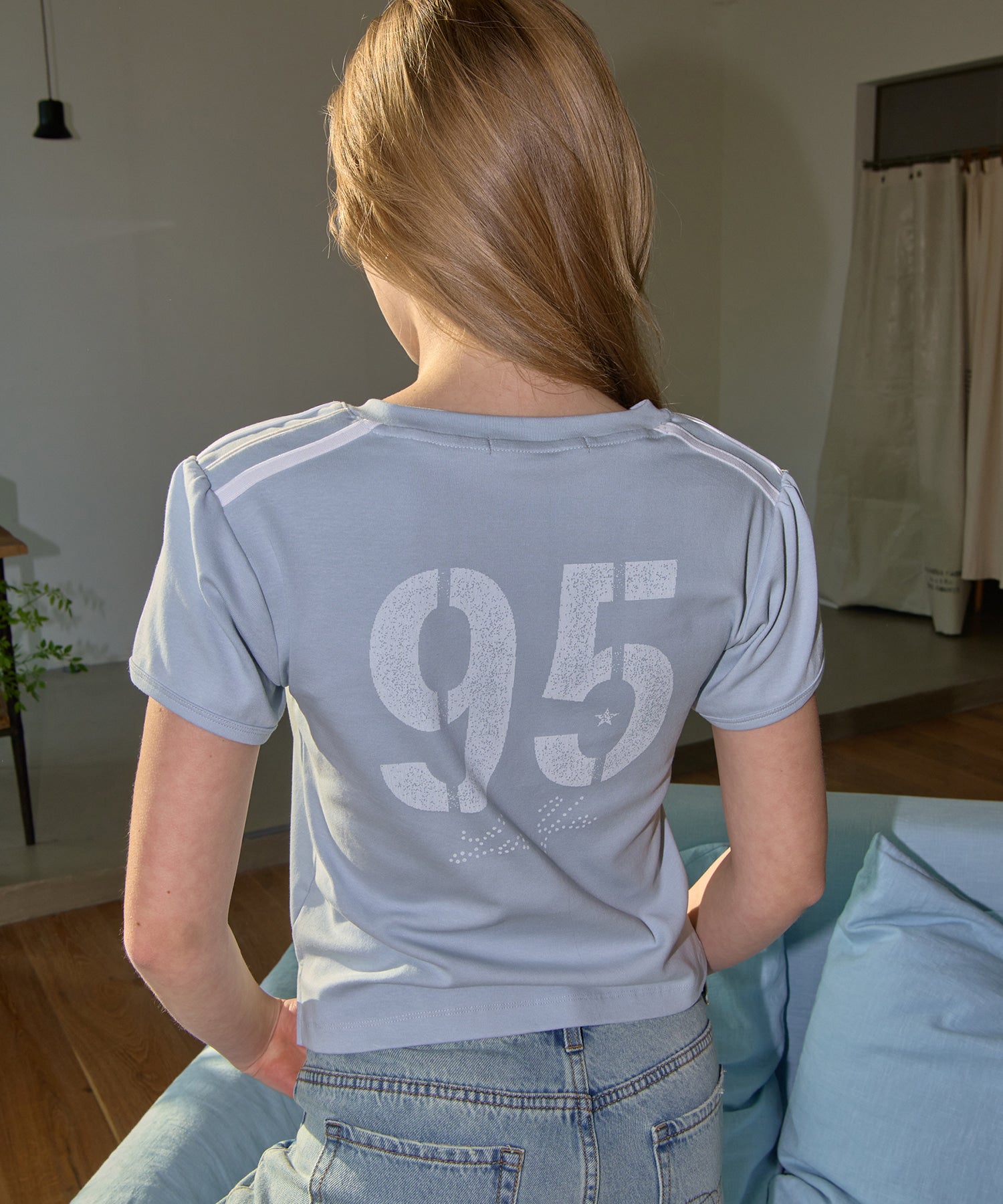 Bitter Cells 95 V Neck Cheering Tee