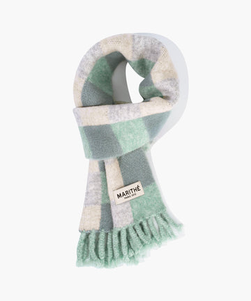 Marithé François Girbaud Kids Fuzzy Bulky Knit Muffler