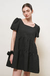 General Idea WOMAN Wrinkle Volume Scrunchie