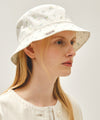Marithé François Girbaud CLASSIC LOGO FLOWER BUCKET HAT ivory