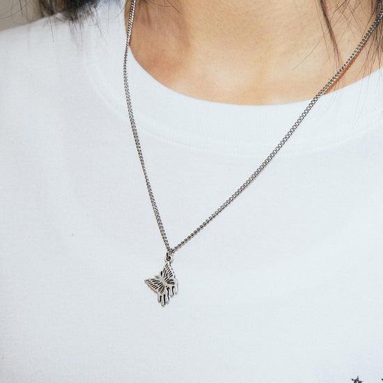 Mahagrid Melting Butterfly Necklace [Silver]